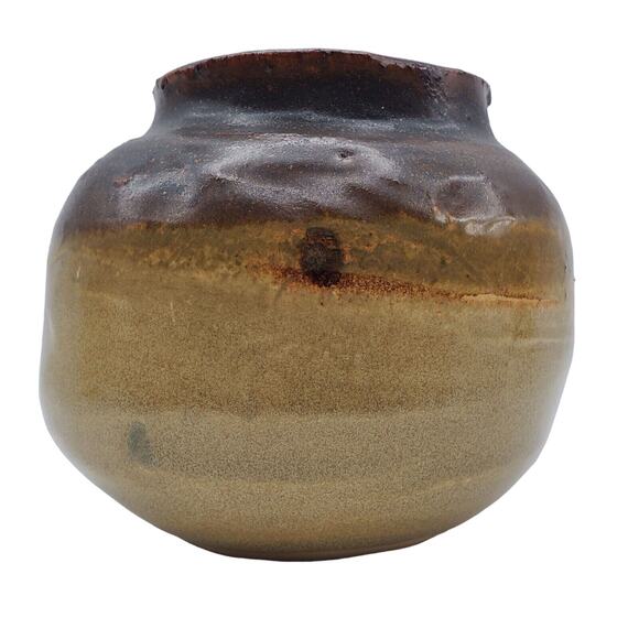 Studio Art Pottery Bean Pot Squat Vase Brown Tan Vintage Signed Small Ceramic - Picture 3 of 6